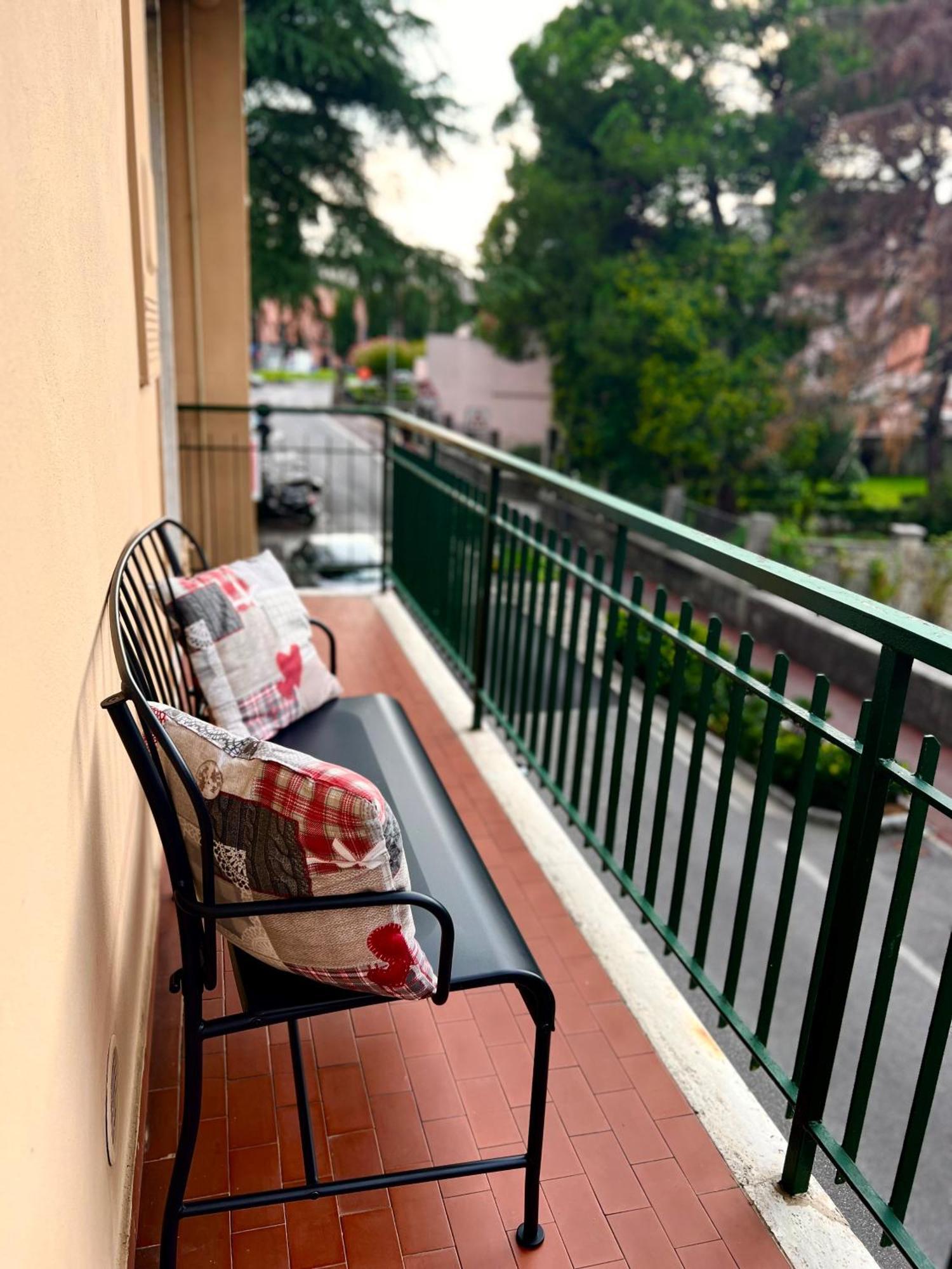 Il Barcaiolo Apartment Sarnico Exterior photo